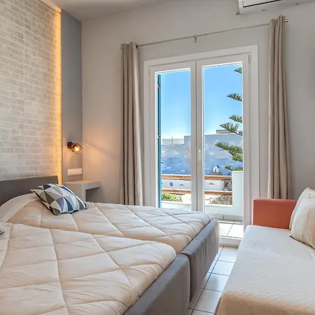 Porto Galini Tinos Perastra 103 *